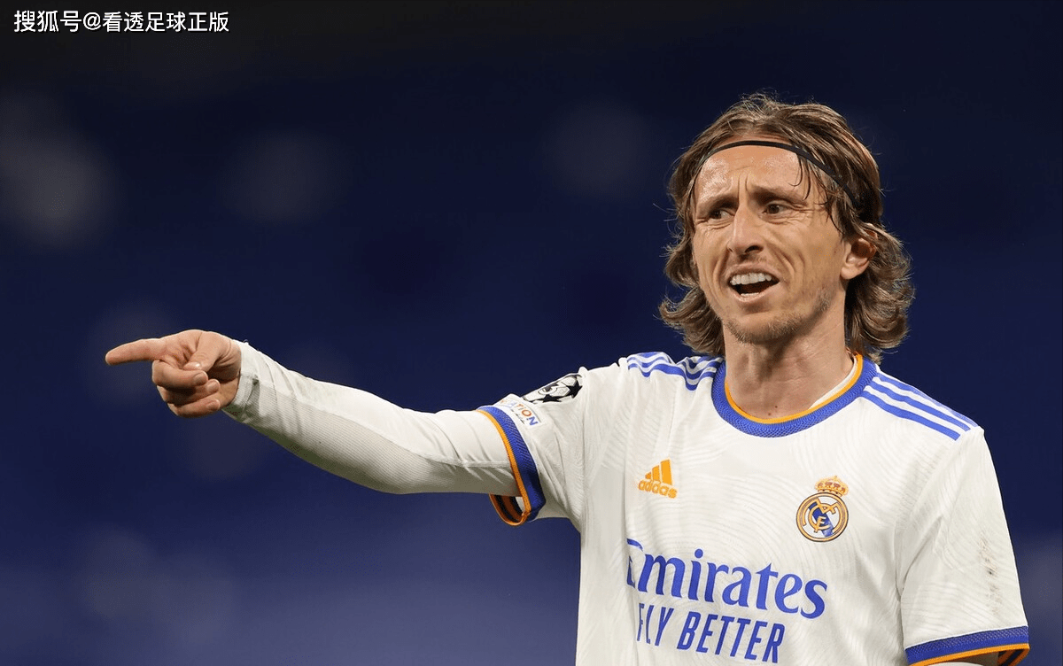 开云入口-赛后欧冠传出新动向，深圳男篮豪取连胜，管理层表态——悬念犹存，更衣室氛围转暖的简单介绍